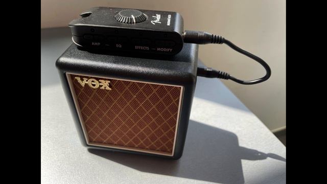 Fender Mustang Micro + VOX Amplug Cab смотреть онлайн