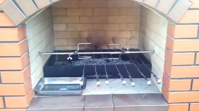 Мангал с подсветкой,электро-вертелем,печь-плита,столешница с рукомойником. смотреть онлайн