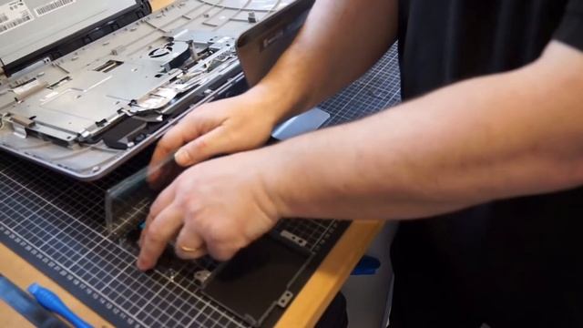 Remplacement Disque dur SSD Asus Vivo Aio tout en un смотреть онлайн