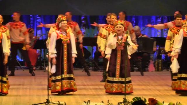 Дай Бог мира и счастья России. муз.и сл. Н. Тростянского. Ансамбль песни и танца "Белогорье ". смотреть онлайн