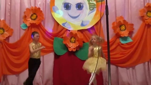 Танец «Рок-н-Ролл» - танцевальная группа "Горошинки" (Алексеевский СК) смотреть онлайн
