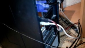 Как подключить музыкальный центр к ноутбуку!!!!!!!!!!