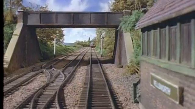 Thomas the Tank Engine and Friends S1E17 Percy Runs Away смотреть онлайн
