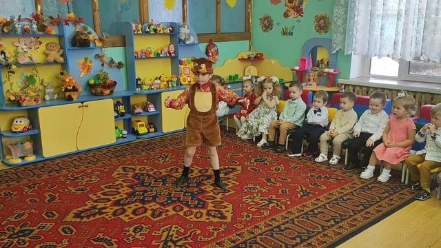 осенний утренник в ясельной группе "Как лесные зверята Осень искали" смотреть онлайн