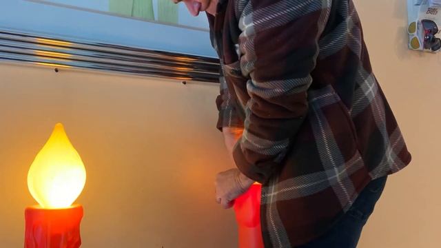 1 W LED versus 7 W incandescent candelabra base смотреть онлайн