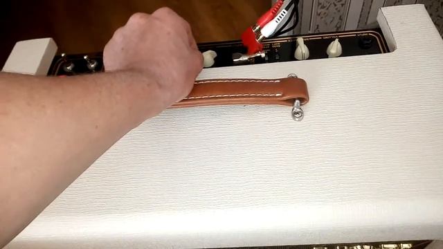 VOX-AC15H1TV Комбик Гитарный смотреть онлайн