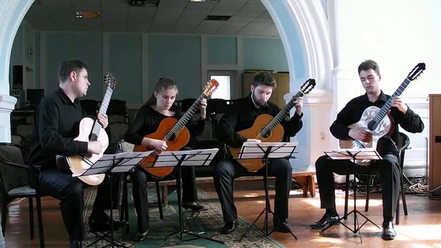 І.Бах. Фуга h-moll. Квартет гітаристів (Харків, Україна).AVI смотреть онлайн