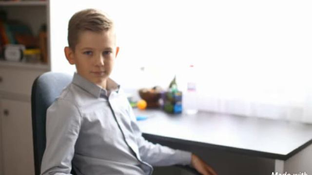 песня микрофон смотреть онлайн