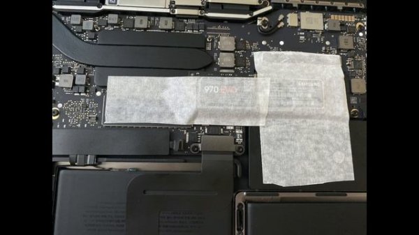 Обычный M2 SSD в Macbook pro 13 2017 (A1708)/M2 SSD in Macbook pro 13 2017 (A1708)