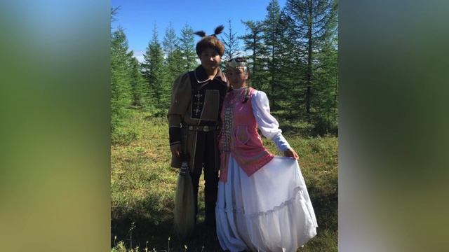 Онлайн-шествие в национальных костюмах народов Республики Саха (Якутия) смотреть онлайн