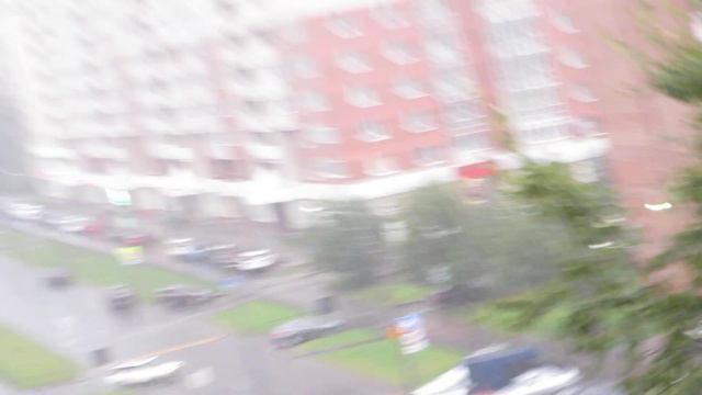 ПИТЕР ЛИВЕНЬ С ГРОМОМ смотреть онлайн