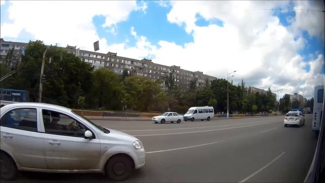 Полиция на дороге (GitUp Git2 ) смотреть онлайн