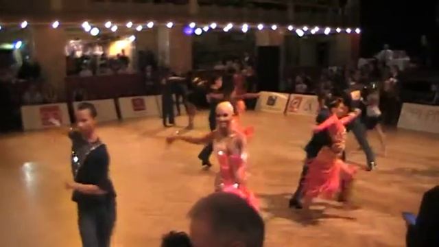 Uriadov Artem - Tesliuk Alexandra Prague Samba смотреть онлайн