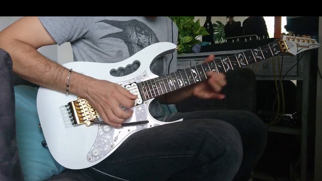 Ibanez jem 7v Wh improvisation смотреть онлайн