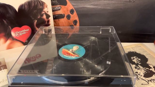 Magic Man ( Intro on vintage vinyl ) - Heart. смотреть онлайн