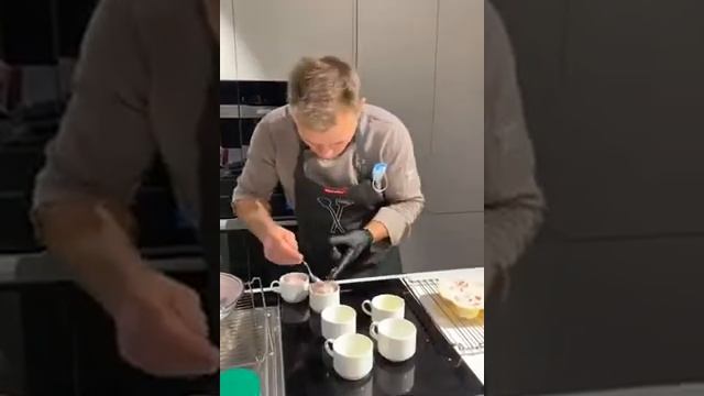 Малиновое суфле в Dialog Oven от Miele | шеф Мерчук