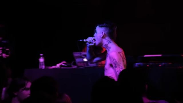 Lil Peep - nineteen смотреть онлайн