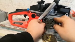 обзор насадка универсальная пильная болгарка на Китайскую бензопилу и установка