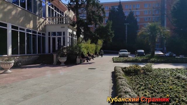 Адлер. Музей старины авто на колесах, мини дендрарий. Санаторий Южное Взморье смотреть онлайн