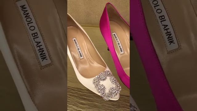 Manolo Blahnik – Harrods, London, UK смотреть онлайн