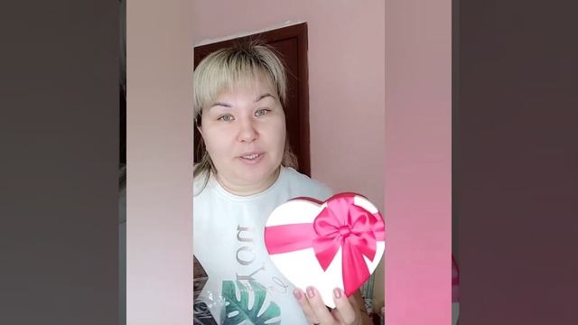 Про букеты и подарки В НАЛИЧИИ смотреть онлайн