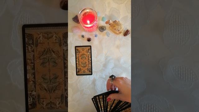 Близнецы. Астрорасклад на лунное и солнечное затмения в июне 2020 года. смотреть онлайн