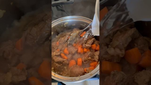 Вкусный гуляш ❤️#еда #рецепты #готовим #вкусно #гуляш #быстроивкусно #готовимдома #говядина #рецепт смотреть онлайн