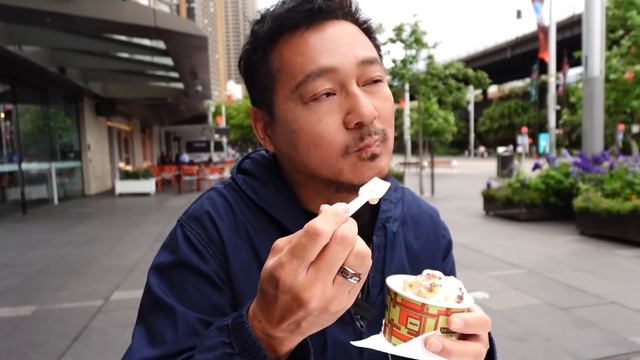 From Breakfast to Dinner: Food Adventure in Sydney Australia смотреть онлайн