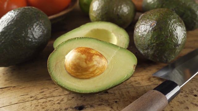 Protect Your Poodle: Stay Away from These 20 Foods смотреть онлайн