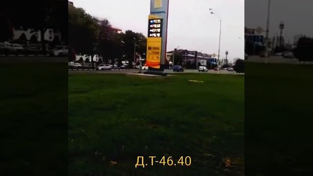 Две заправки рядом. Цены на бензин. смотреть онлайн