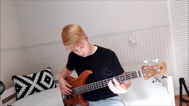Muse - Uprising - Bass Cover