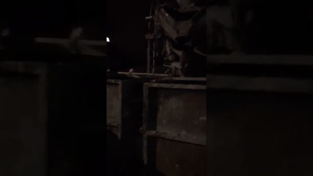 заливка бетона миксером