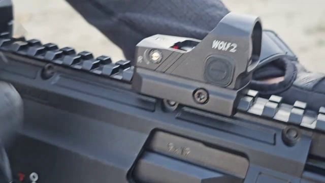 Testing_Cyelee_Red_Dot_Sights_on_the_Glock_and_CZ_Scorpion смотреть онлайн