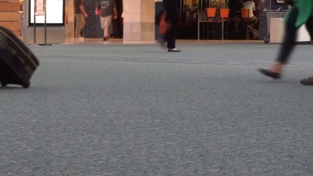 New York Airport смотреть онлайн