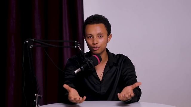 ሀብታሞች የማይነግሩን - 7ቱ የገንዘብ ህጎች смотреть онлайн