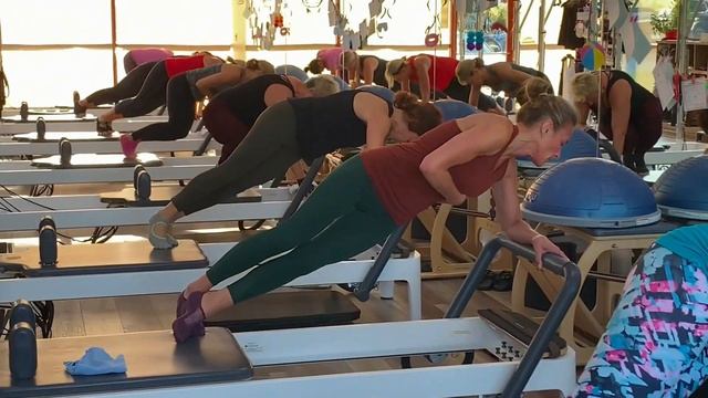 Pilates Reformer Classes - Core10 Pilates in West Omaha смотреть онлайн
