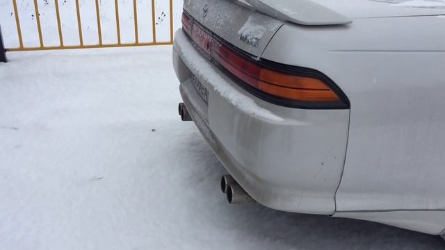Звук выхлопа Toyota Mark II 1 UZ смотреть онлайн