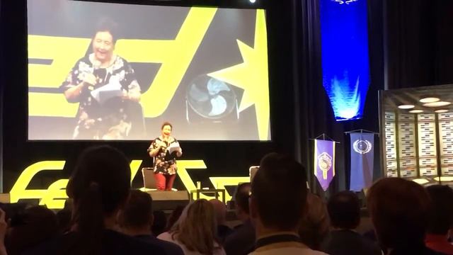 Welcoming Mary McDonnell and Edward James Olmos on FedCon stage смотреть онлайн