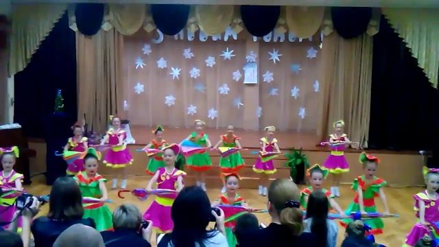 Сувенир Новый танец. Зонтики смотреть онлайн