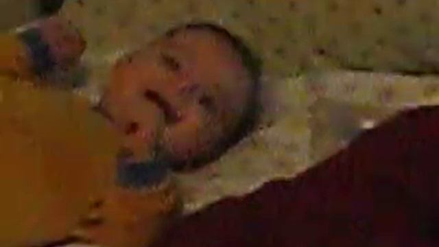 малыш малыш смотрит футбол. очень смешно avi смотреть онлайн