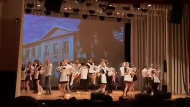 Последний звонок 2021(вальс) смотреть онлайн