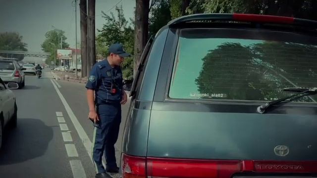 В Алматы начали водворять автомобили должников на штрафстоянку смотреть онлайн