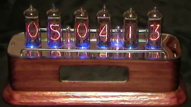 Часы на газоразрядных индикаторах - визуальные эффекты смотреть онлайн