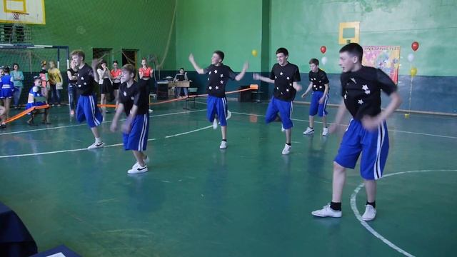 Хип-хоп команда "Fun crew". Взрослые. смотреть онлайн