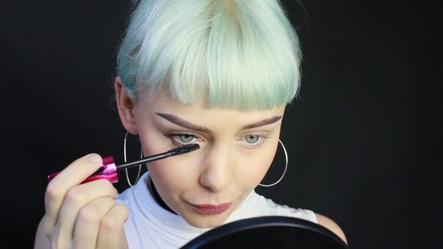 How I do my mascara | Insane Volume Lash Styler - IsaDora Collab смотреть онлайн