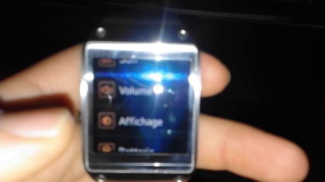 Petite vue sur SAMSUNG GALAXY GEAR смотреть онлайн