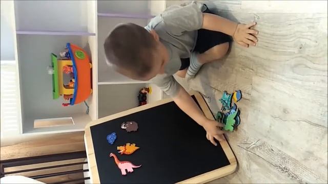 БИЗИБОРД С МАГНИТНой ДОСКОЙ ДЛЯ РИСОВАНИЯ DINO + НАБОР МАГНИТОВ смотреть онлайн