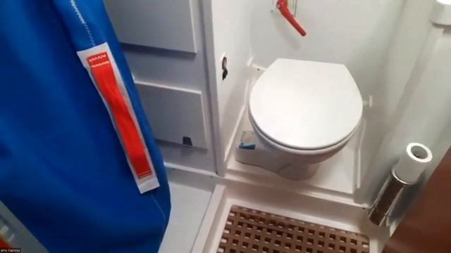 Hallberg Rassy 43 (2004) - Video Visita Integrale