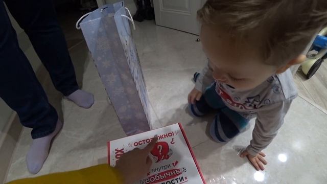 Новогодний декор, Танина растяжка смотреть онлайн