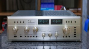 Accuphase E-303X 1983 год